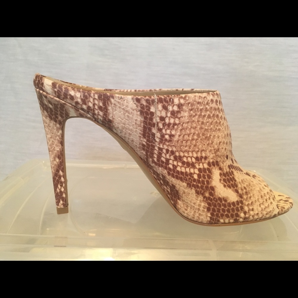 Ann Taylor Shoes Size 8.5 Brand New